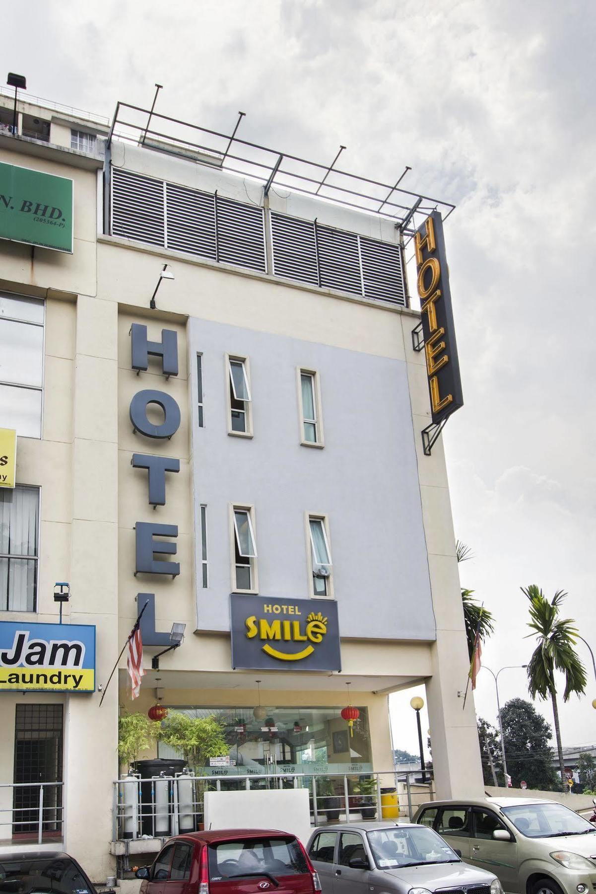 Smile Hotel Cheras Pudu Kl Куала Лумпур Екстериор снимка